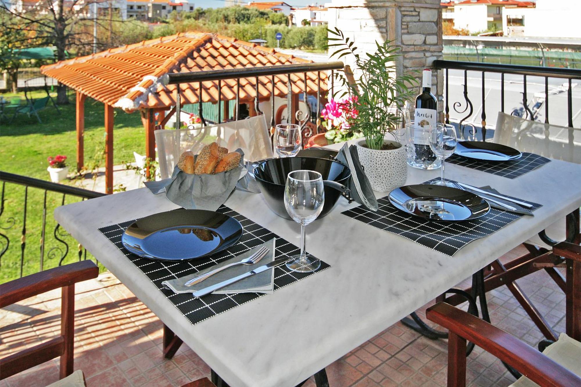 Private 6-Bdrm Villa With Garden 150M To Beach Paradisos Dış mekan fotoğraf