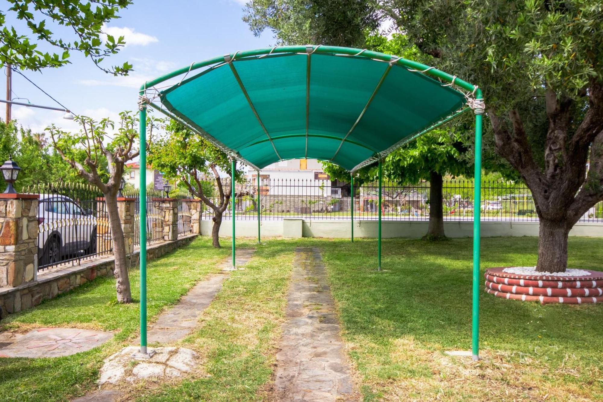 Private 6-Bdrm Villa With Garden 150M To Beach Paradisos Dış mekan fotoğraf