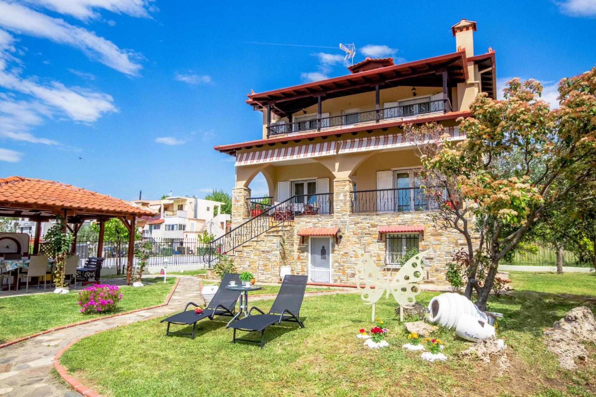 Private 6-Bdrm Villa With Garden 150M To Beach Paradisos Dış mekan fotoğraf